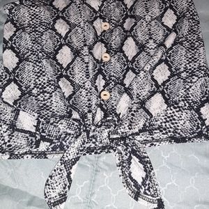 Snake skin crop top with knots size small new w tags